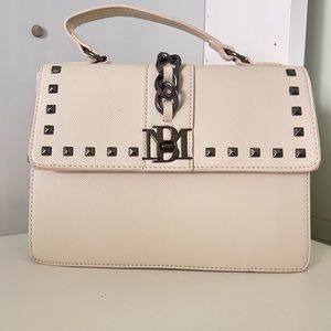 NWT Badgley Mischka Off White Cross Body Bag with Removable Strap
